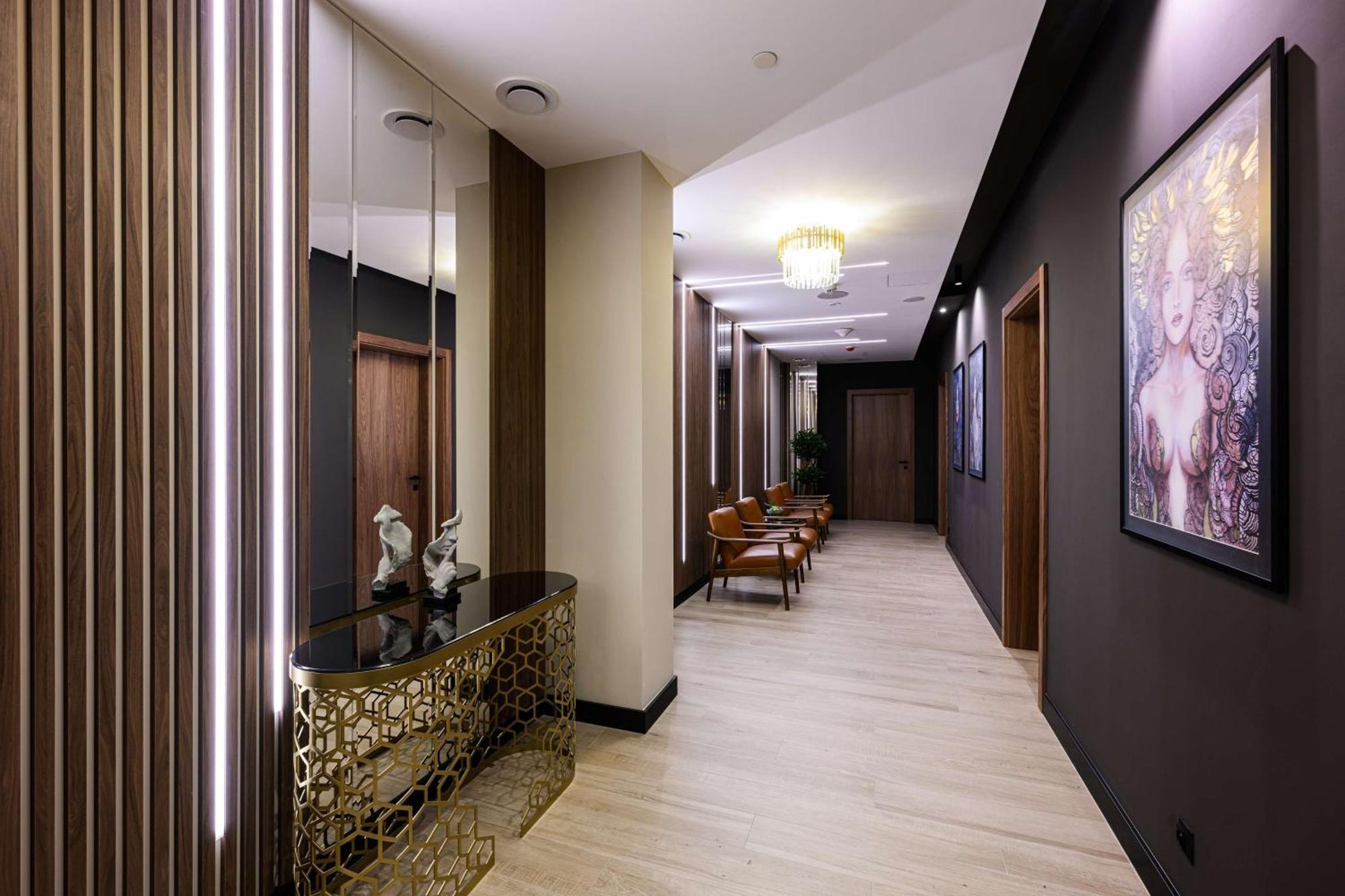 Doubletree By Hilton Krakow Hotel & Convention Center Exterior photo